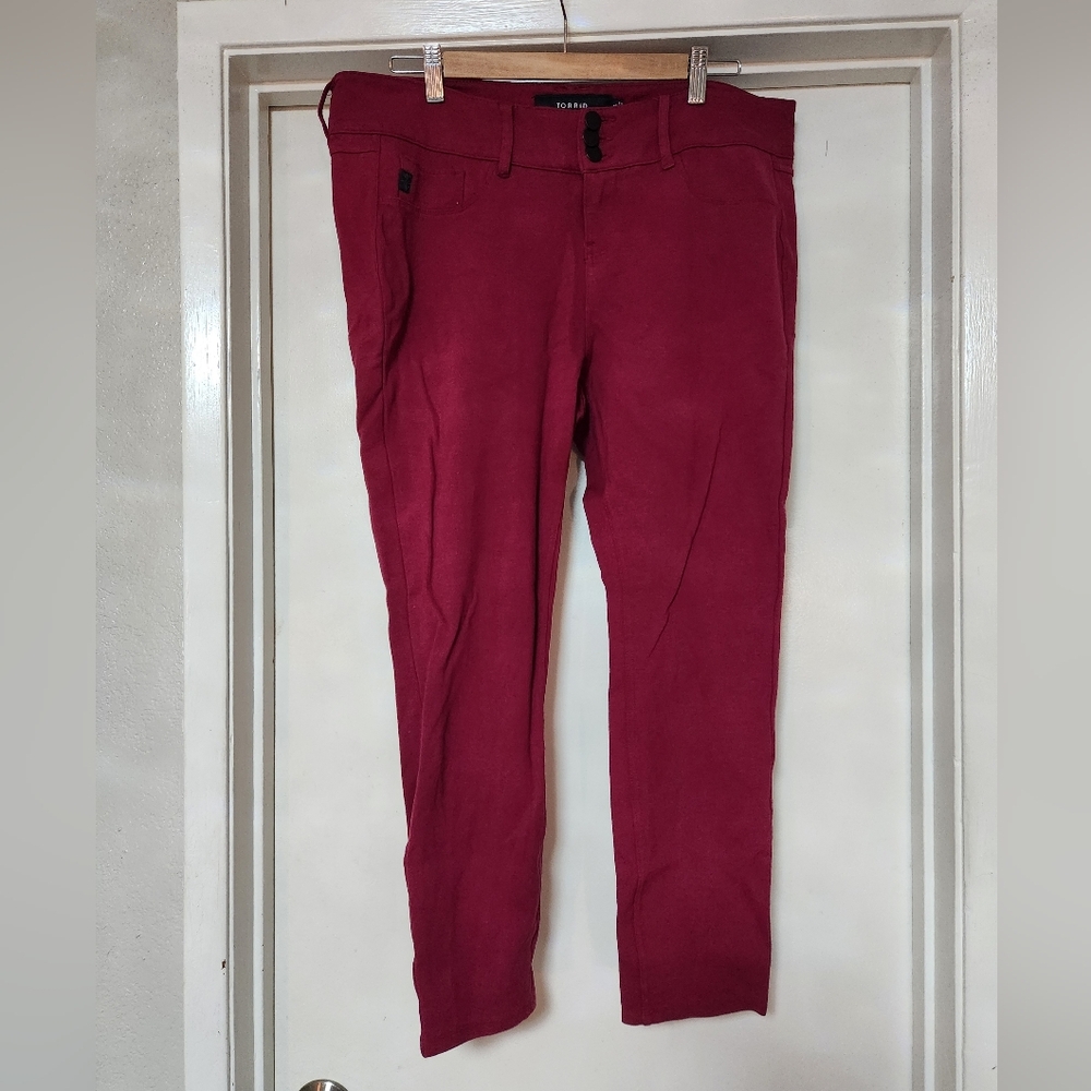 Torrid raspberry skinny pants/jeggings